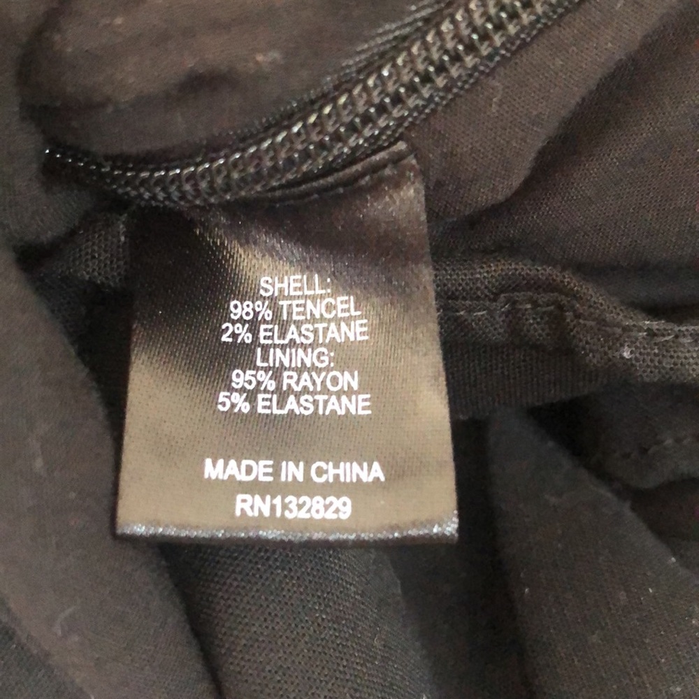 MAJORELLE | Preston Top in Black - Picture 12 of 13